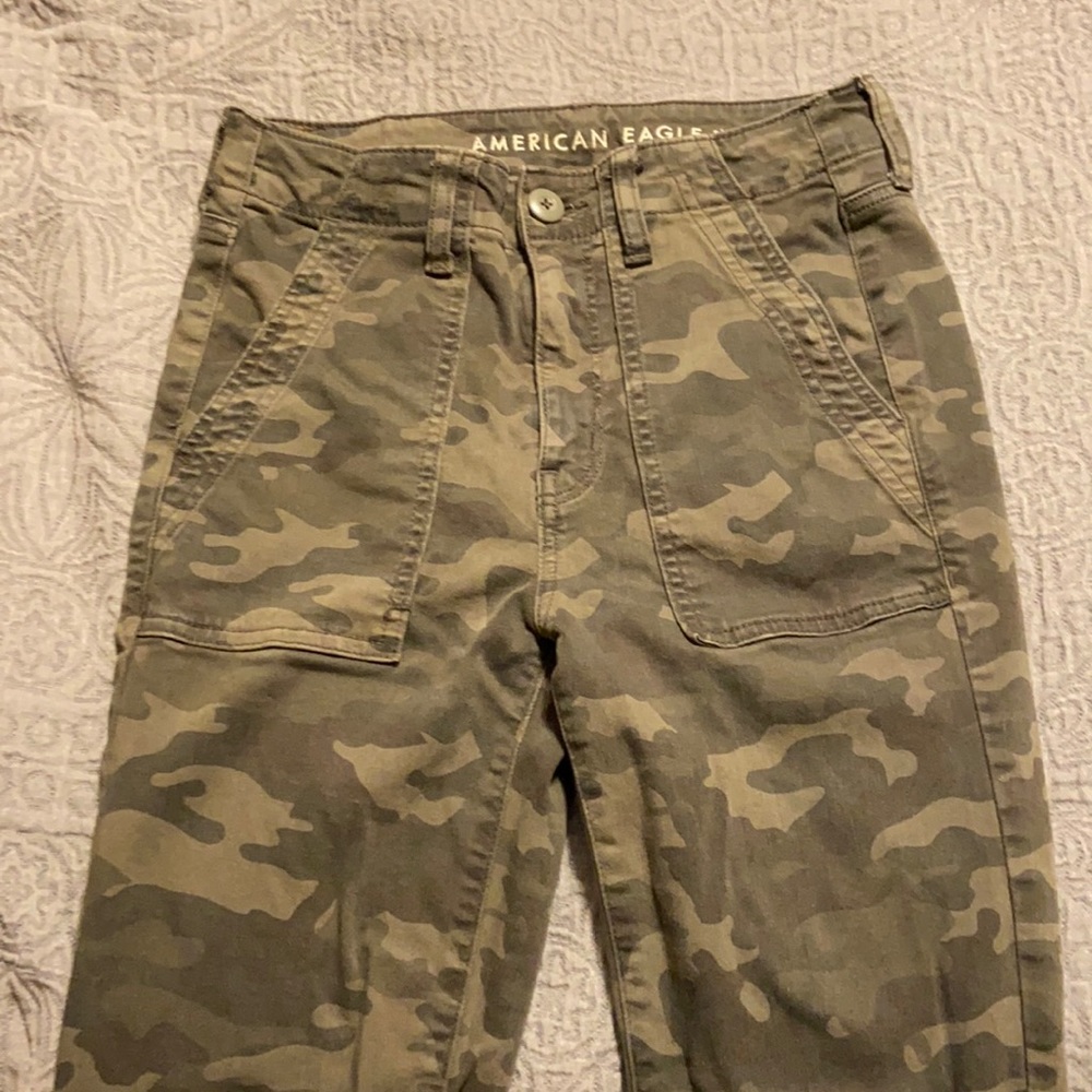 Camo skinny jeans